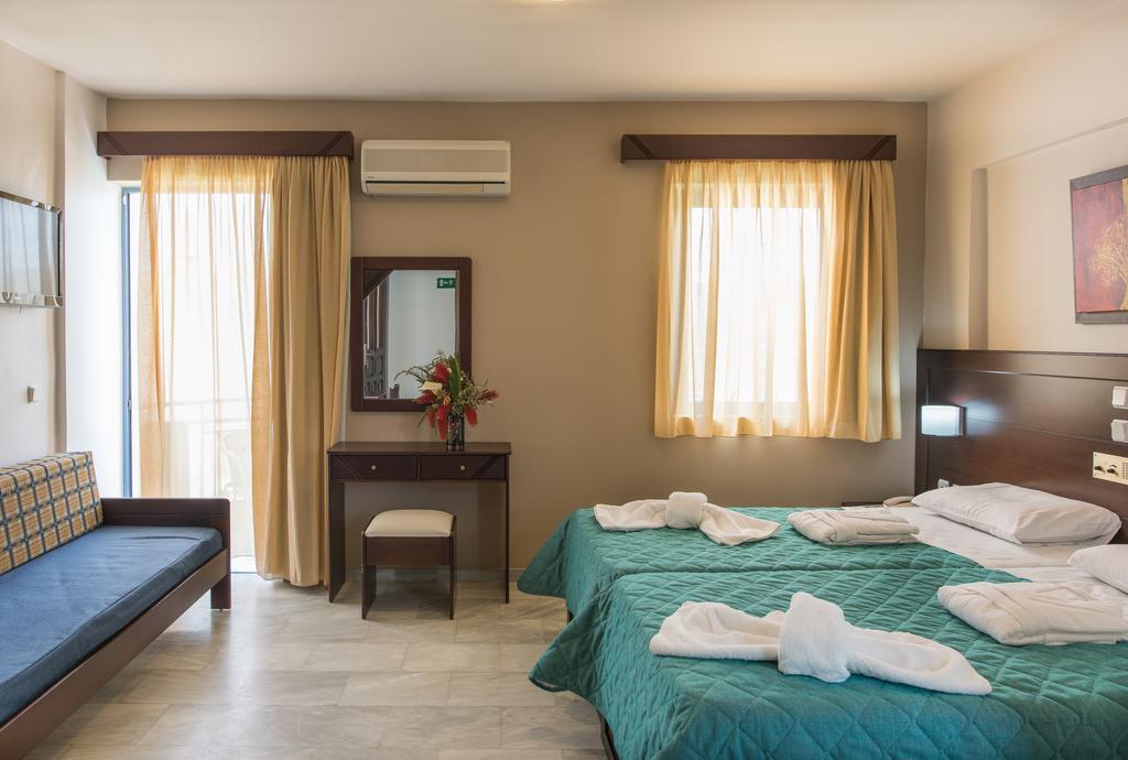 Rania Hotel Apartments ปลาเตเนียส ภายนอก รูปภาพ